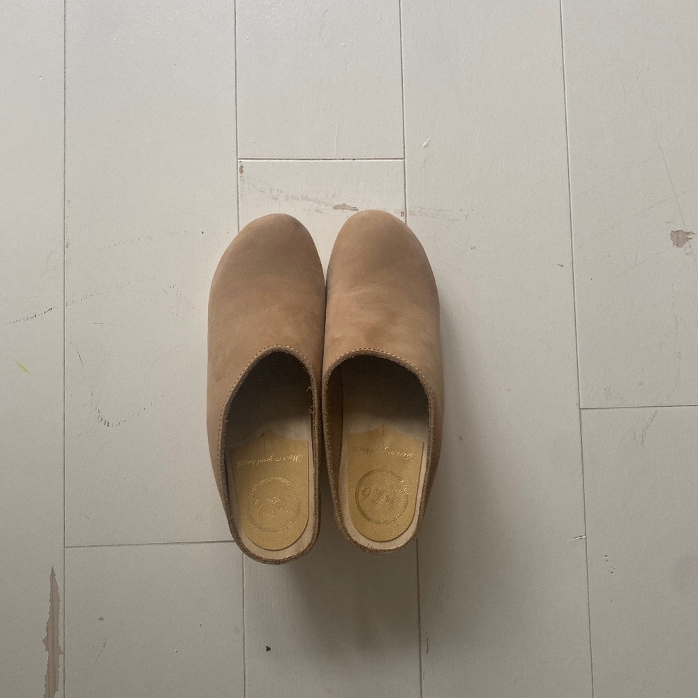 No.6 New School Clog on Wedge in Bone